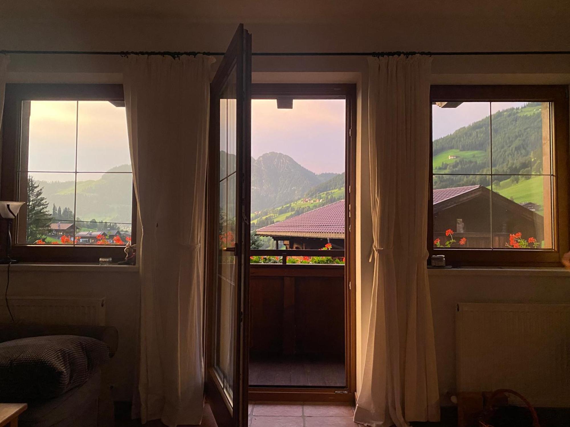 Apartmán Haus Hislop Inneralpbach Exteriér fotografie
